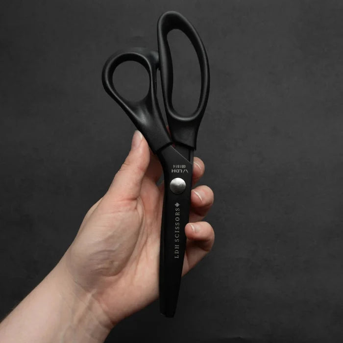 9" Lightweight Pinking Shears - LDH Scissors - Simplifi Fabric