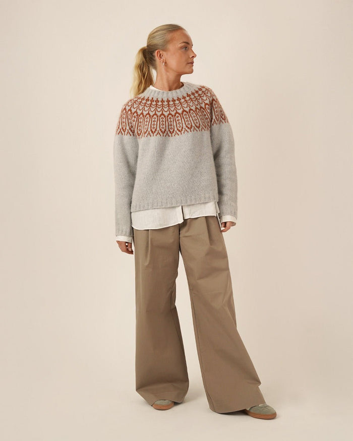 Bermuda Pants & Shorts Womens Paper Pattern - Wardrobe by Me - Simplifi Fabric