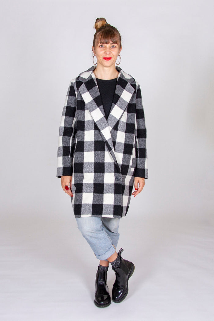 I am MERLIN - Lapel Coat Pattern - I AM PATTERNS - Simplifi Fabric