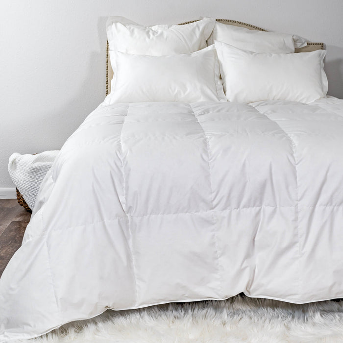 Light Warmth Elite Down Comforter - Ameridown