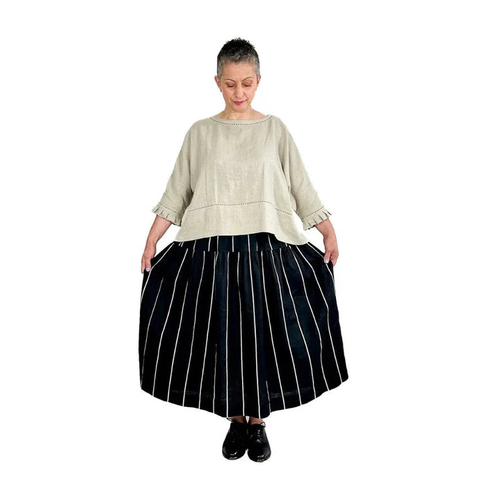 Rea Top Sewing Pattern - Dhurata Davies - Simplifi Fabric